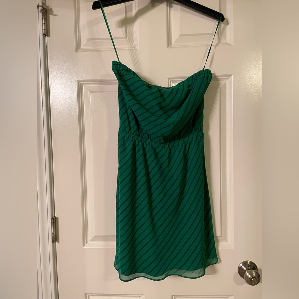 Strapless dress